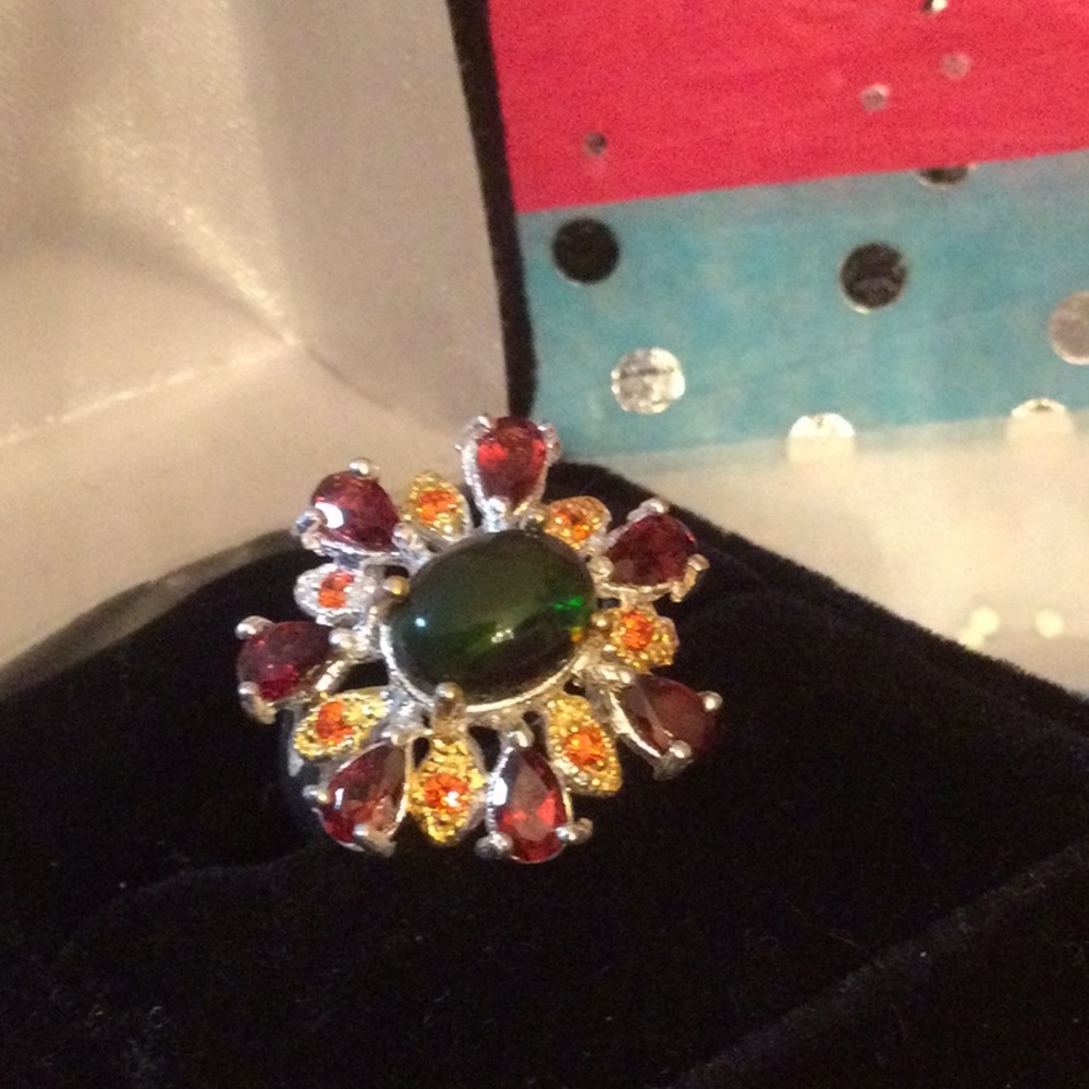 Genuine Black Opal with Garnets Ring - Picture 13 of 16